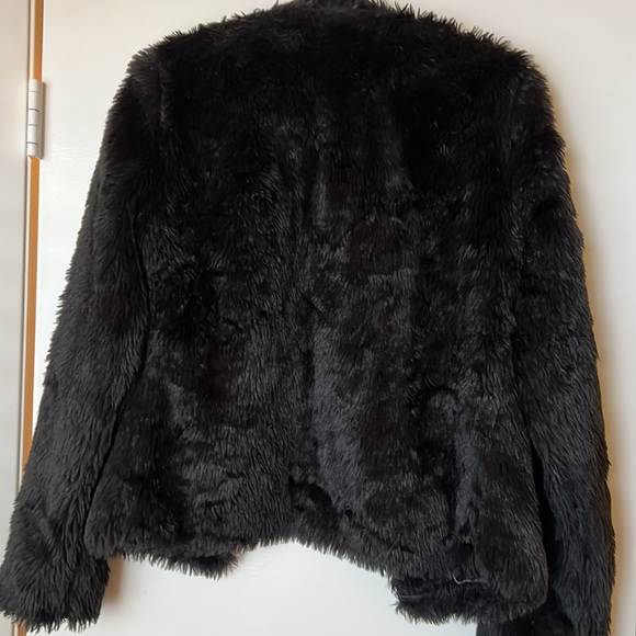 FUZZY JACKET 🎵 Rock and roll faux fur - Picture 3 of 6